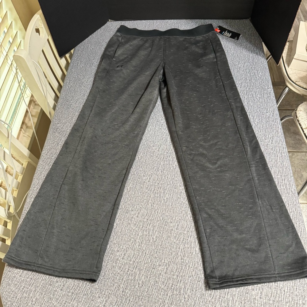 Under Armor Women’s Sweatpants